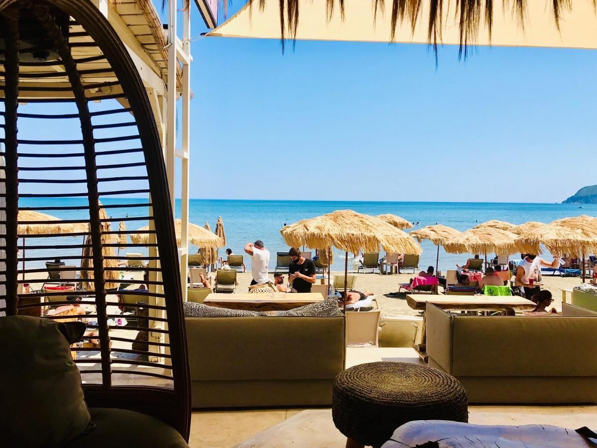 Cubaneros Holiday Inn Laganász Kültér fotó